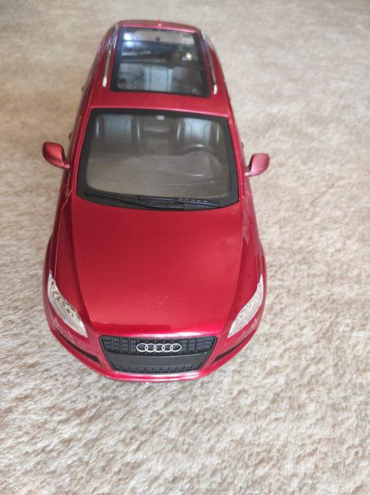 Машинка на радіо управлінні