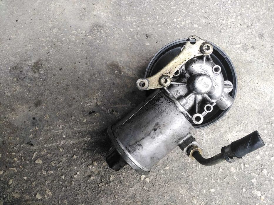 Bomba da Direção Assistida Mercedes 190D