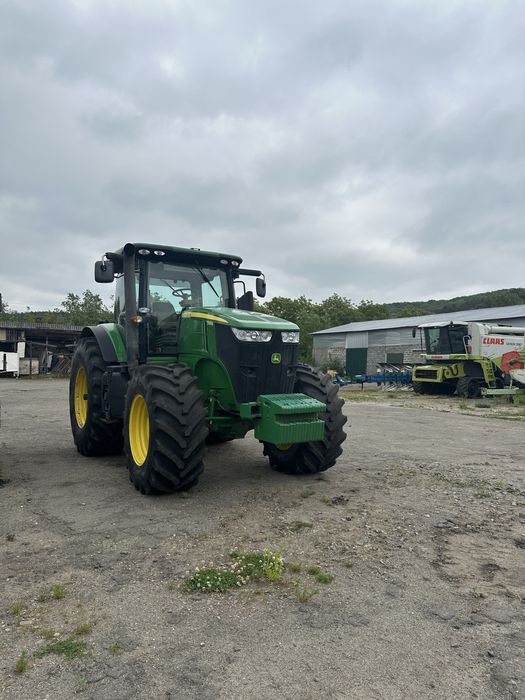 Трактор John Deere 7215R,Е23 тільки привезений з за кордону