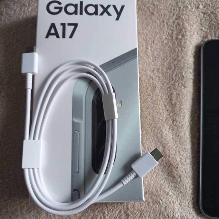 Новий телефон Slmsung Galaxy A17