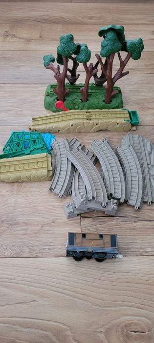 Tomek i przyjaciele trackmaster straszny las