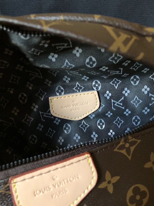 Сумка-бананка LV