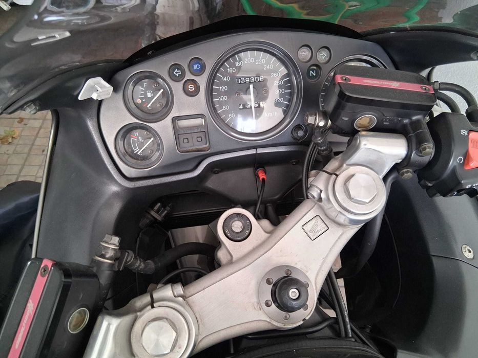 Mota  Honda CBR1100XX