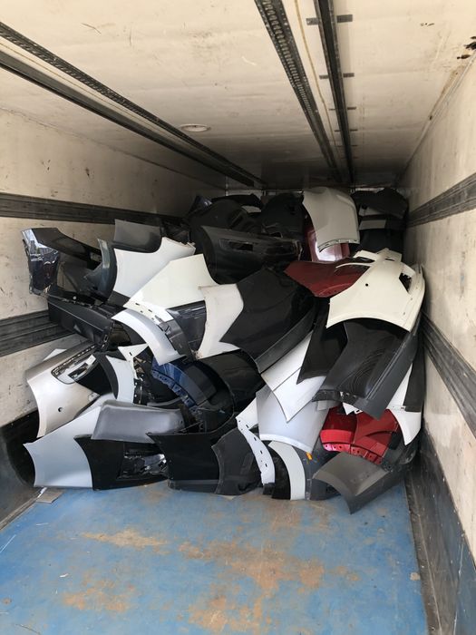 Гурт автозапчастин з Німеччини