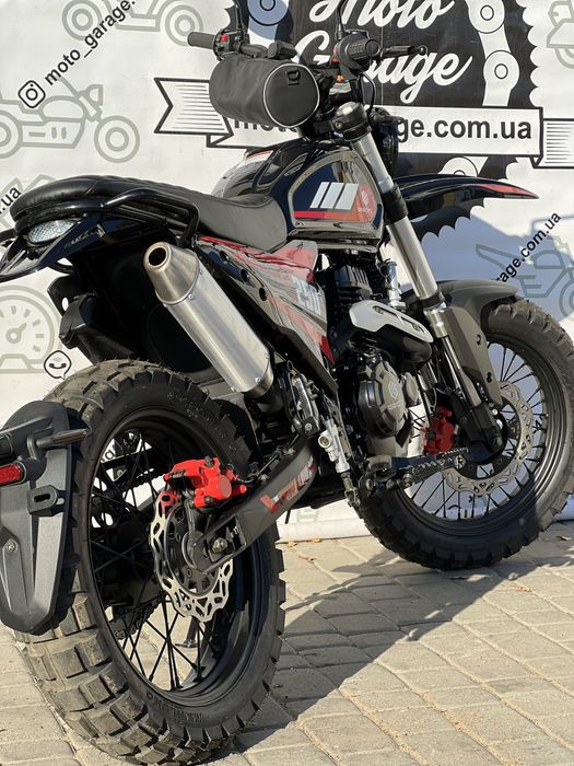 Новинка  Мотоцикл Geon Rockster 250 Доставка масло в подарунок