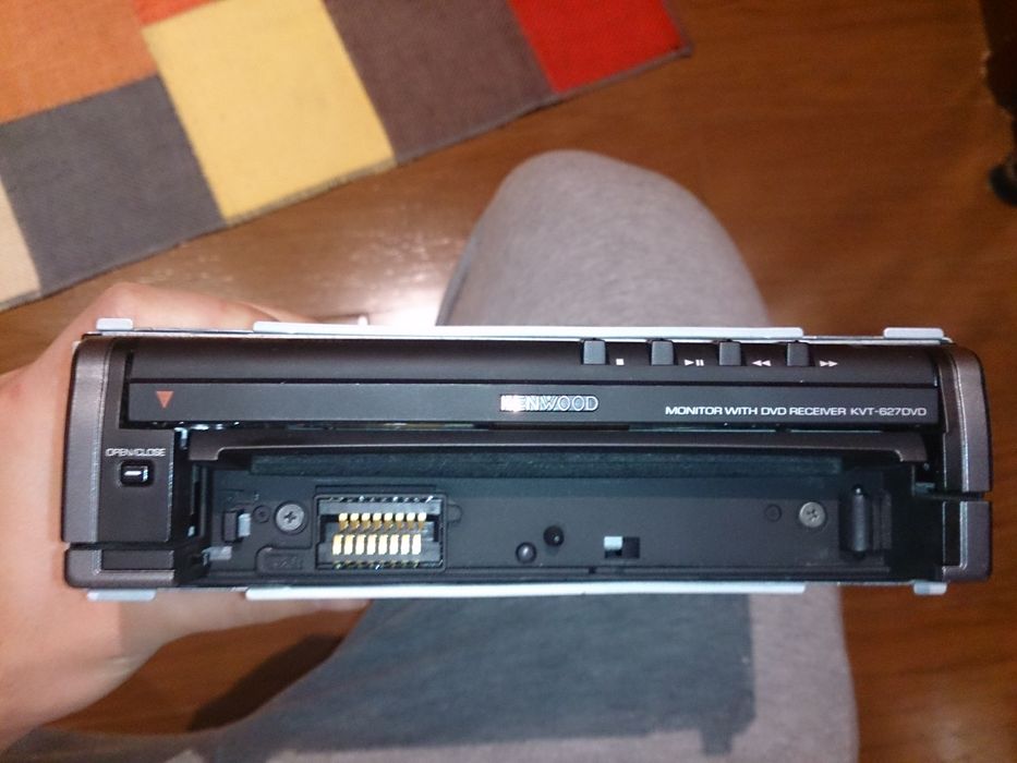 Sistema multimédia TV Kenwood KVT 627 DVD