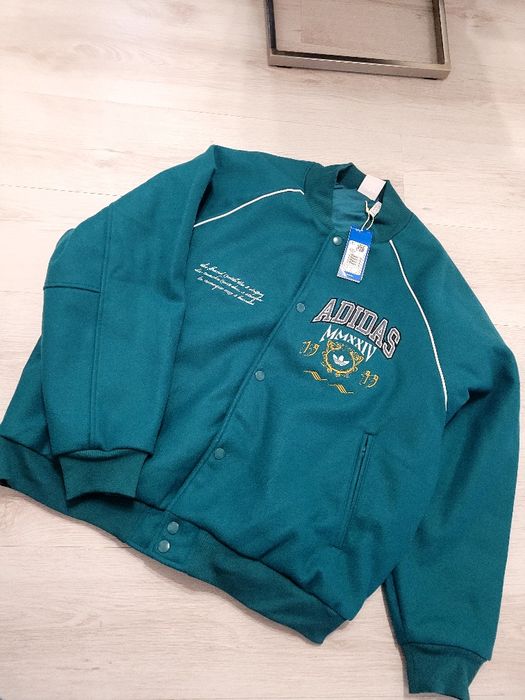 Бомбер куртка Adidas VRCT JKT нова оригінал