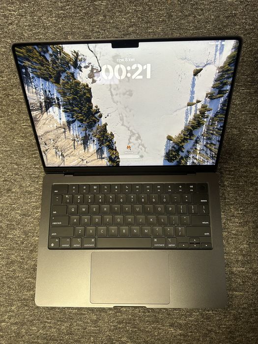 Macbook M4 Pro / 24 gb / 512 ram / 14 cali