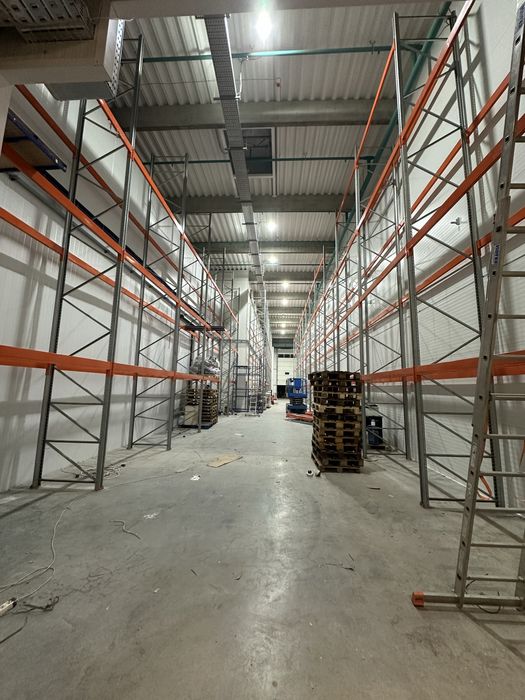 Монтаж/демонтаж стелажів