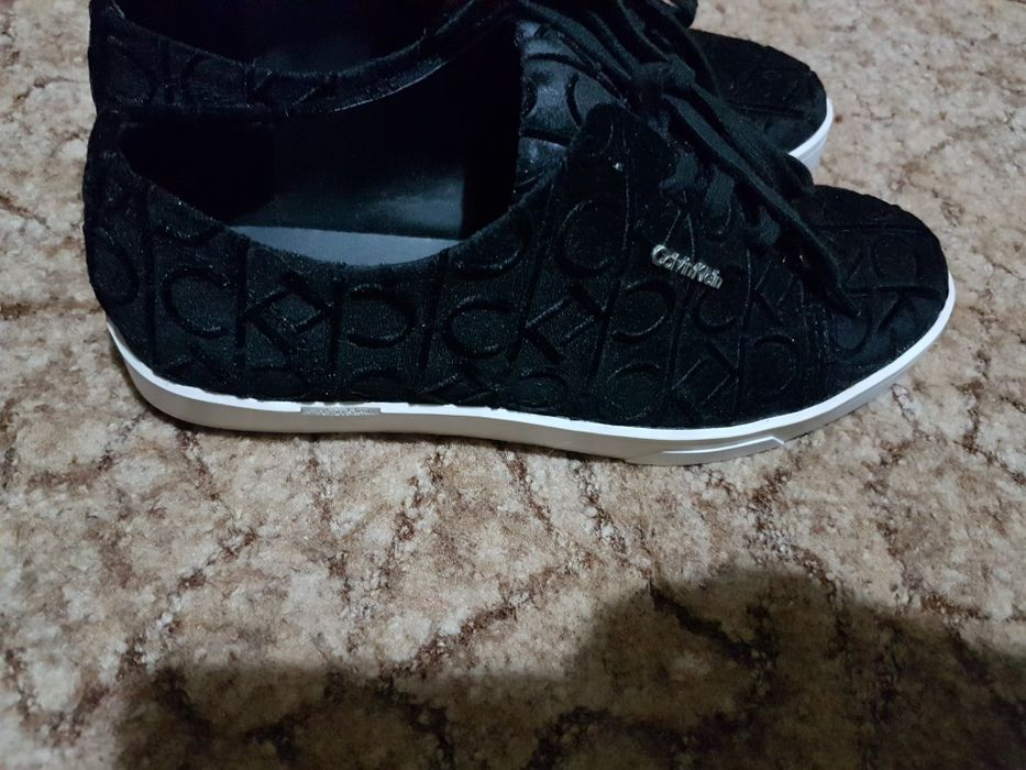 Calvin Klein Buty 38