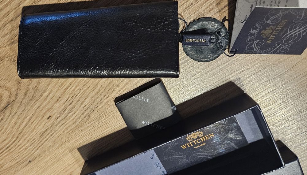Nowe skórzane etui na klucze Wittchen