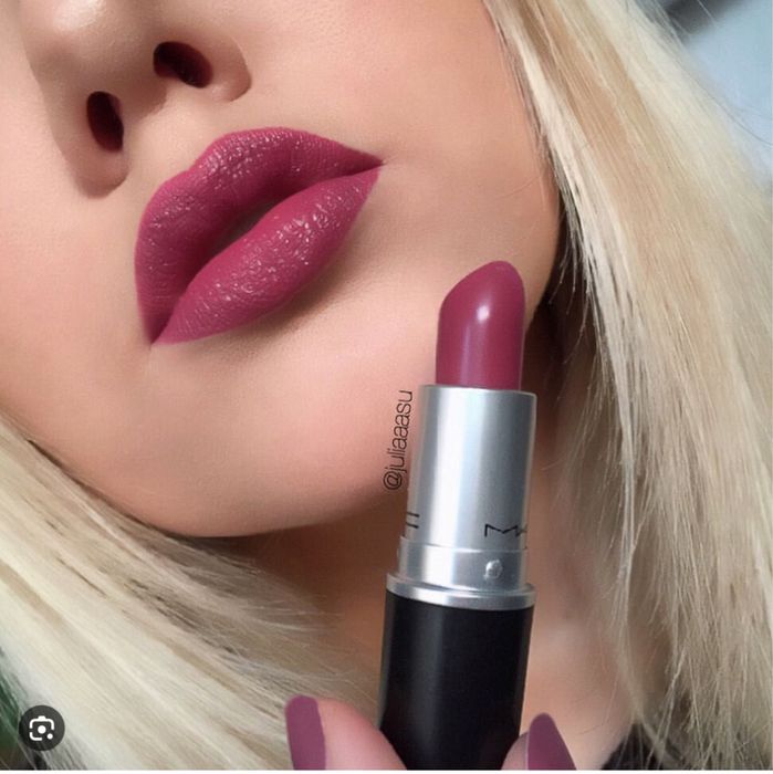 Mac Captive Satin Batom