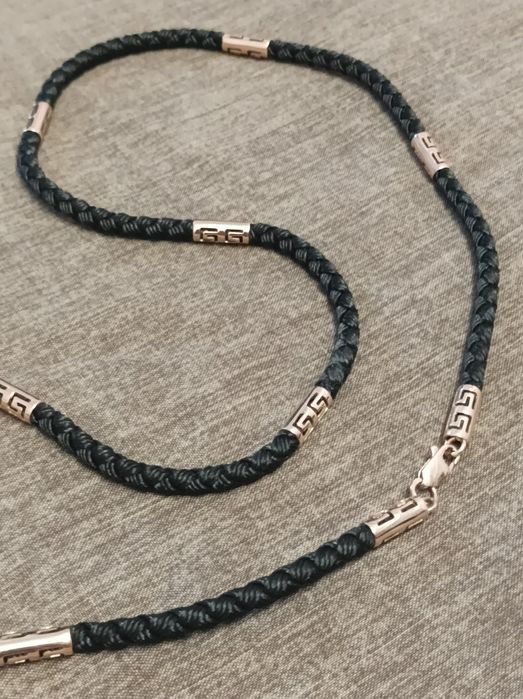 Шнурок шелковый с золотом