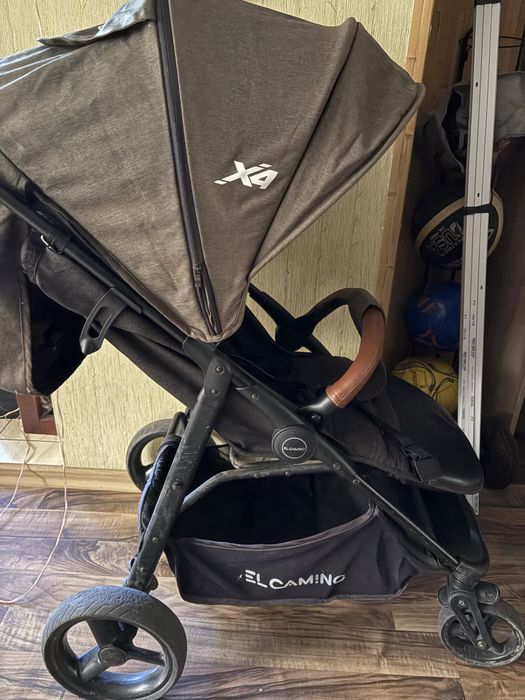Прогулянкова коляска Camino