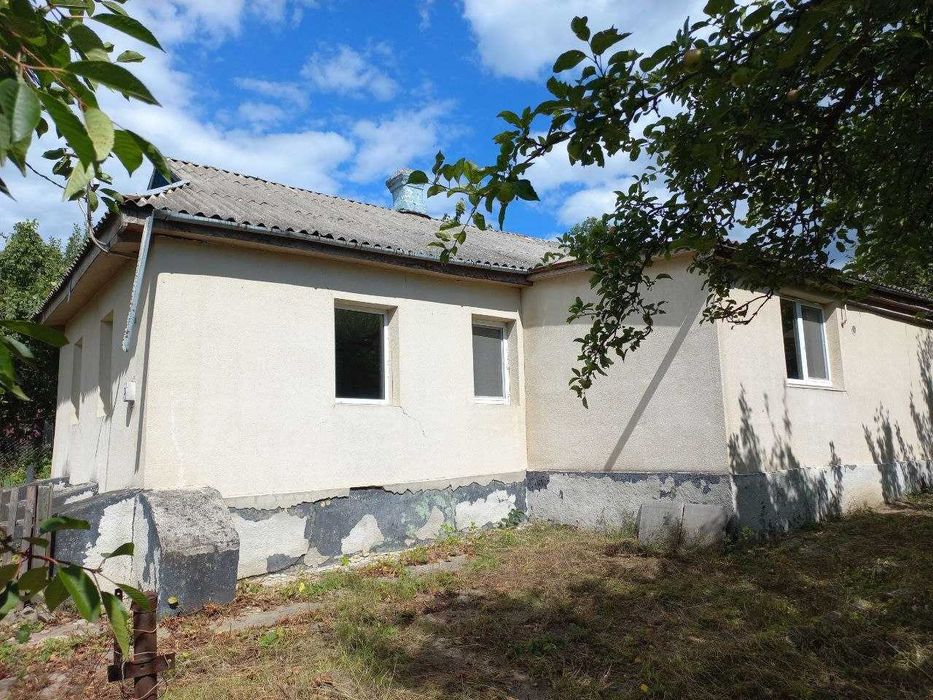 Продаж будинку по вул Асмолова