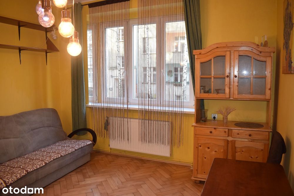 Ścisłe centrum, 2 pokoje, rozkładowe, blisko uczelni