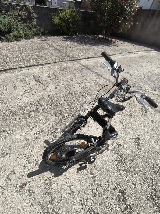 Vendo bicicleta dobrável de 7 mudanças
