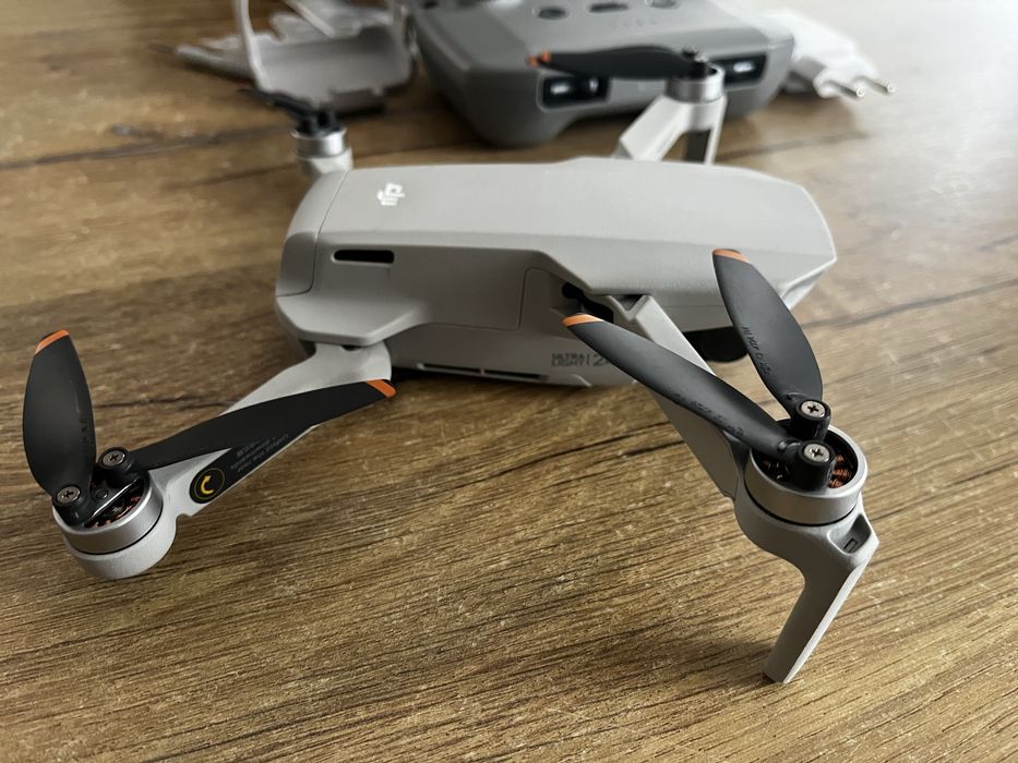 Sprzedam Dron dji mini2