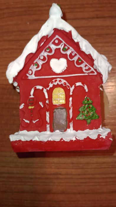 Domek Zimowy Św.Mikołaja dekoracjaświąteczna 6,5x5,5x9,5 NOWYzetykietą