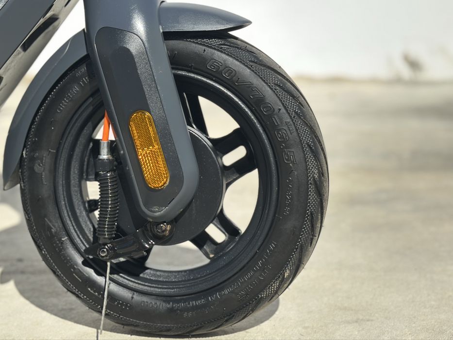 Trotinete Elétrica SEGWAY-NINEBOT NINEBOT E2 Pro E (750 W - Autonomia: 40 Km) usado
