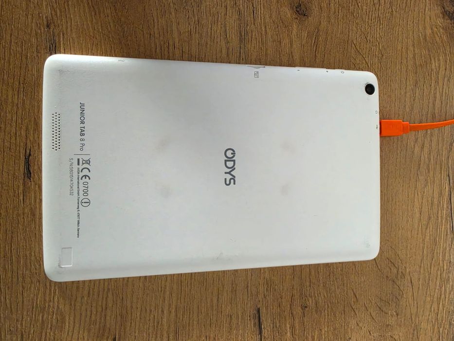 Tablet junior TAB 8 pro sprawny