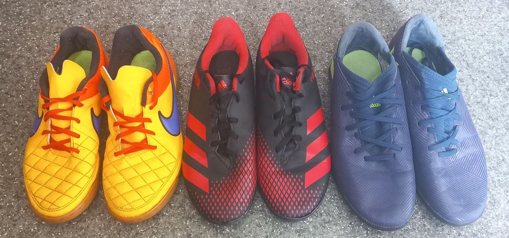 Футбольні сороконіжки, футзалки  розмір 37,5-38,5