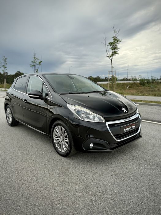 Peugeot 208 1.2 Turbo
