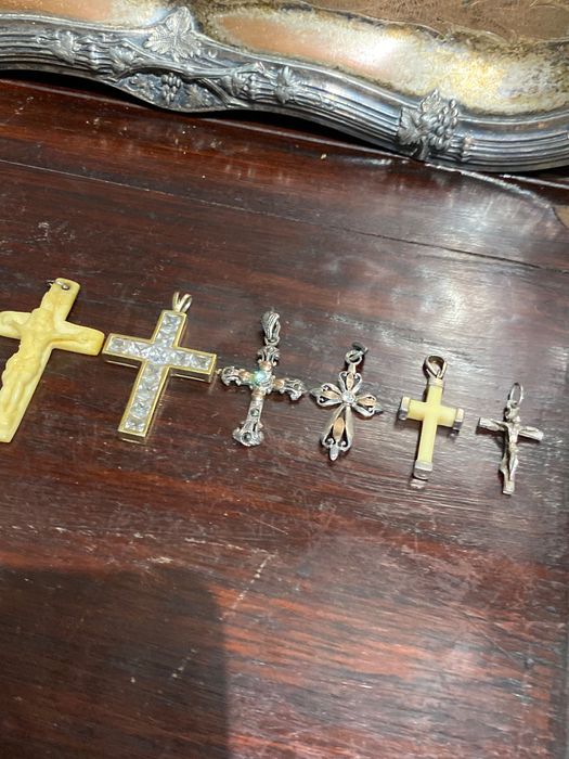 Crucifixo Cristo Ouro Português 19,2 quilates Nobre Rubi Maior 6 cm