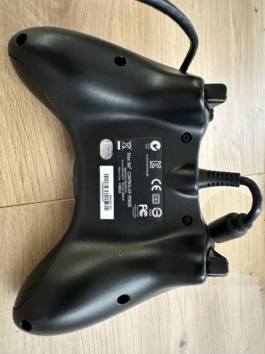 Kotroler XBOX 360 przewodowy