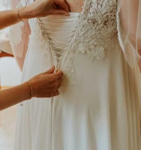 Sukienka ślubna Lovely