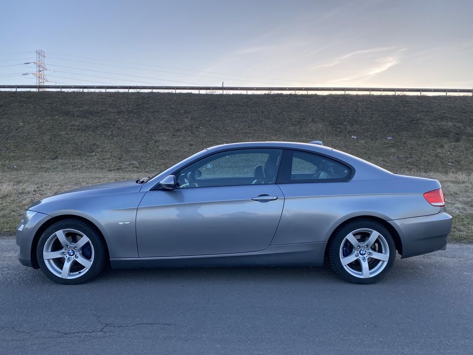 BMW Seria 3 E92 320i