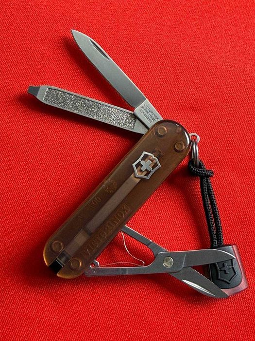 Мультитул  Victorinox Сlassic SD 58mm 0.3783