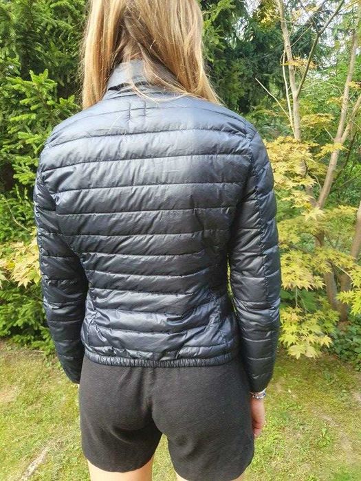 damska kurtka puchowa ultra light kaptur roz 38 M Stradivarius granat