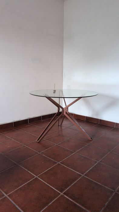 Mesa de jantar/ cozinha