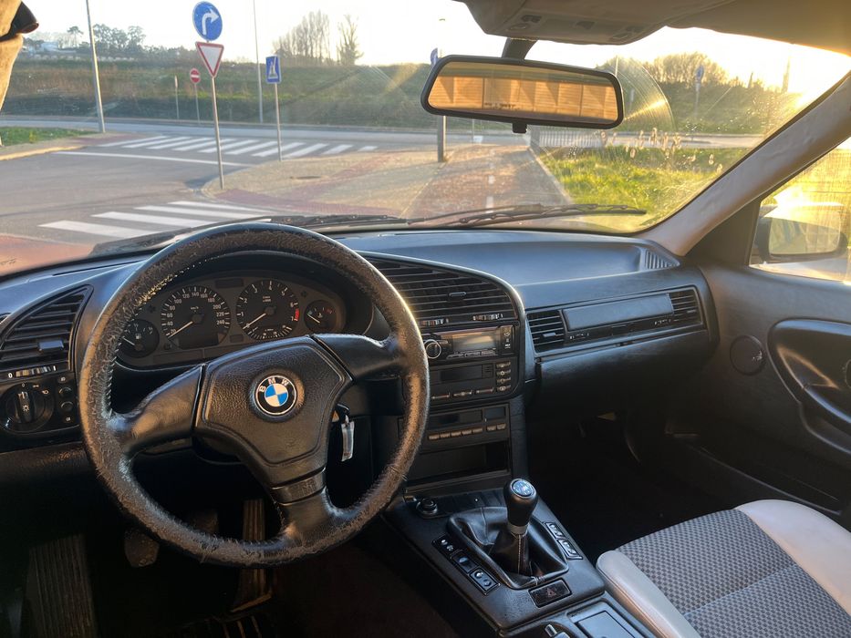 Bmw 318IS  sedan