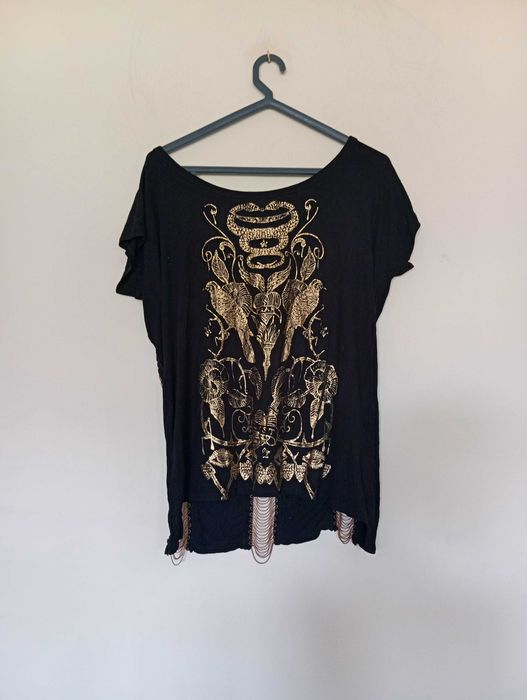 T-shirt preta Sahoco