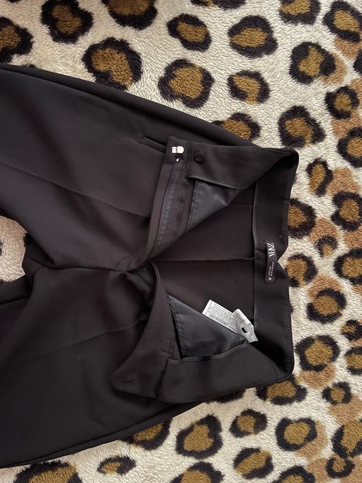 Calças Zara alfaiataria pretas clássicas com bolsos