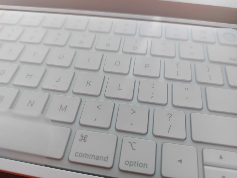 Nowa Apple Klawiatura Magic Keyboard z Touch ID (USB‑C to Lighting) – QWERTY