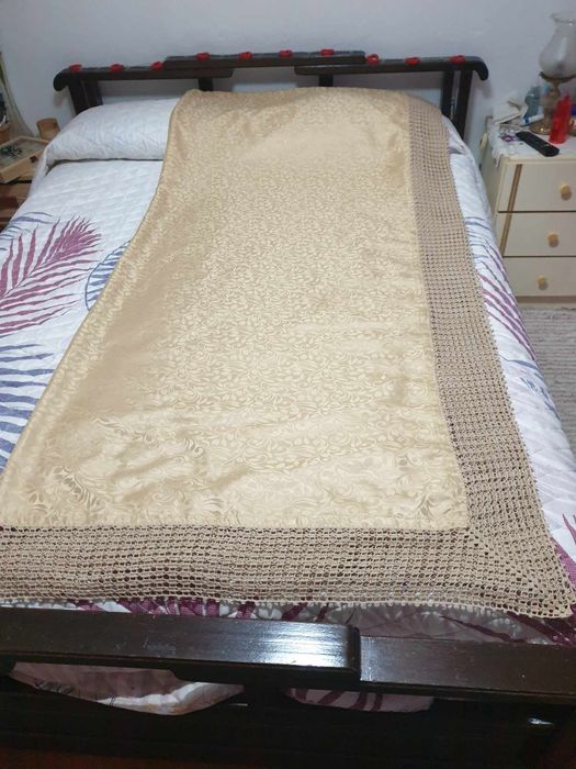 Toalha Bordada a Mão