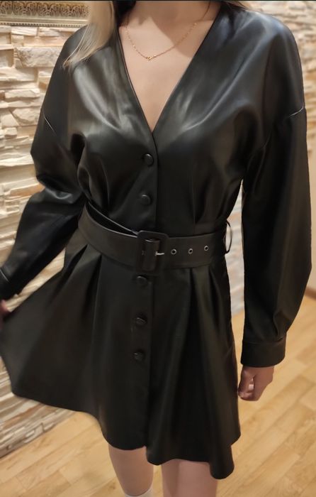 Плаття з екошкіри