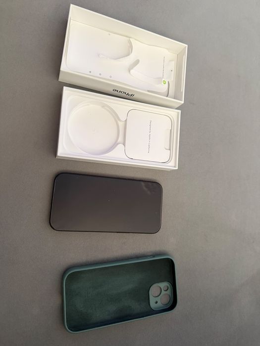 iPhone 15 128 GB Preto - Novo
