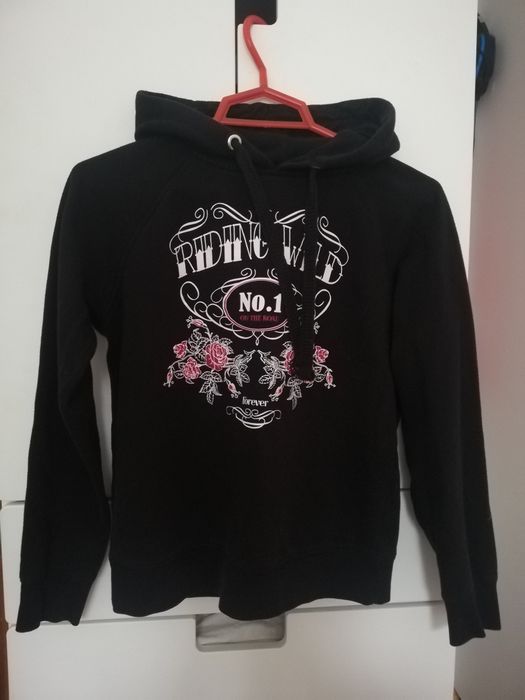 Czarna bluza C&A