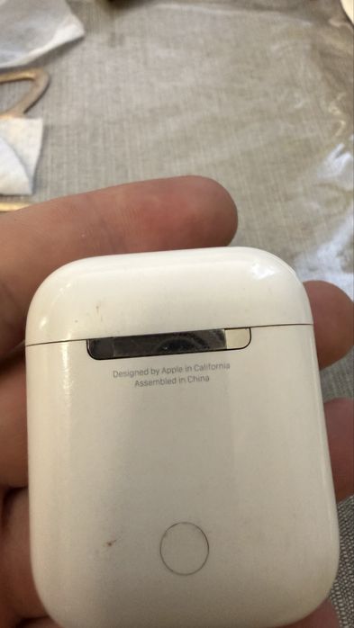 Apple AirPods 2-го покоління (модель MV7N2)