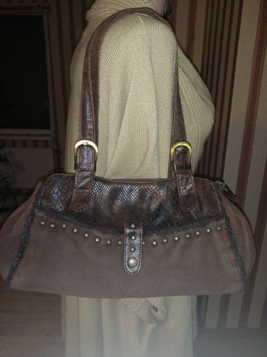 Сумка коричневая под замш с вставкой под змеиный принт