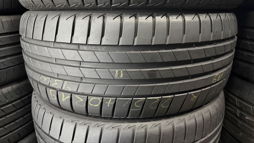 літні Б.У шини 225/40 R19 BRIDGESTONE Turanza T005 склад шин