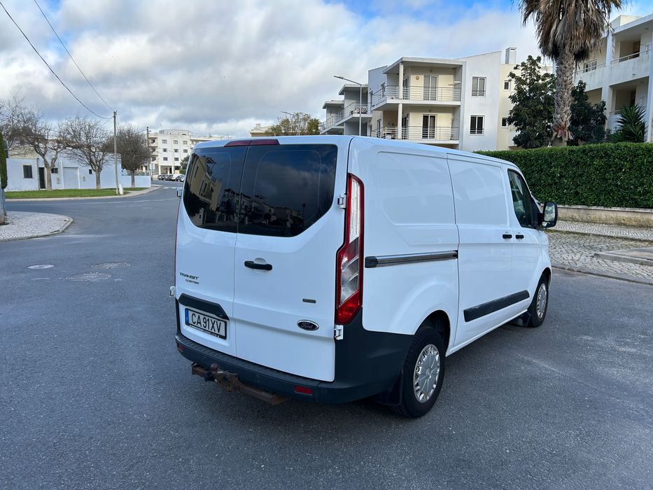 Ford Transit Custom 2.2tdci IVA 2013 com 140mil km