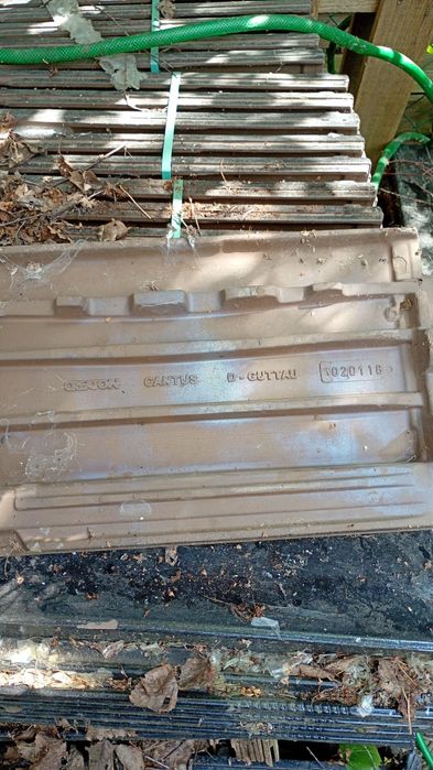 Dachówka ceramiczna czarny połysk Creaton Cantus