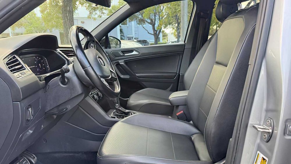 Volkswagen Tiguan      2019