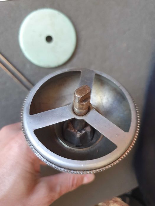 Измельчитель специй ручной кофемолка