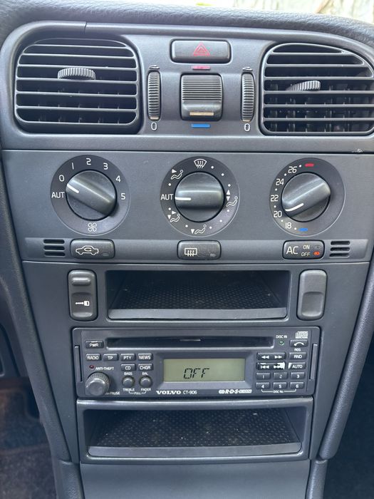 Carro Volvo V40
